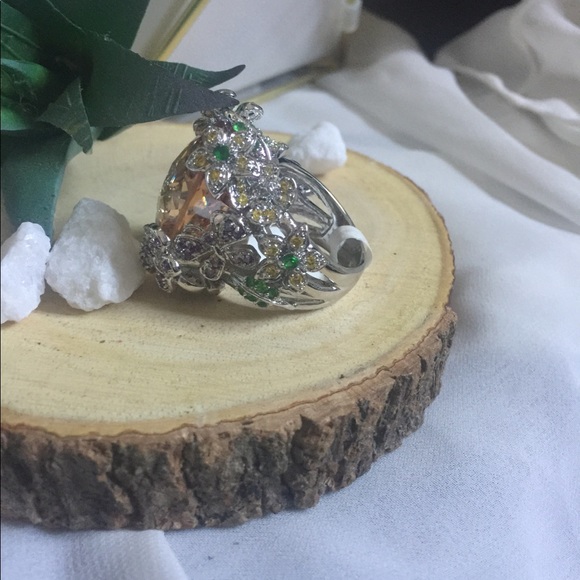 Cocktail Ring - Picture 4 of 5